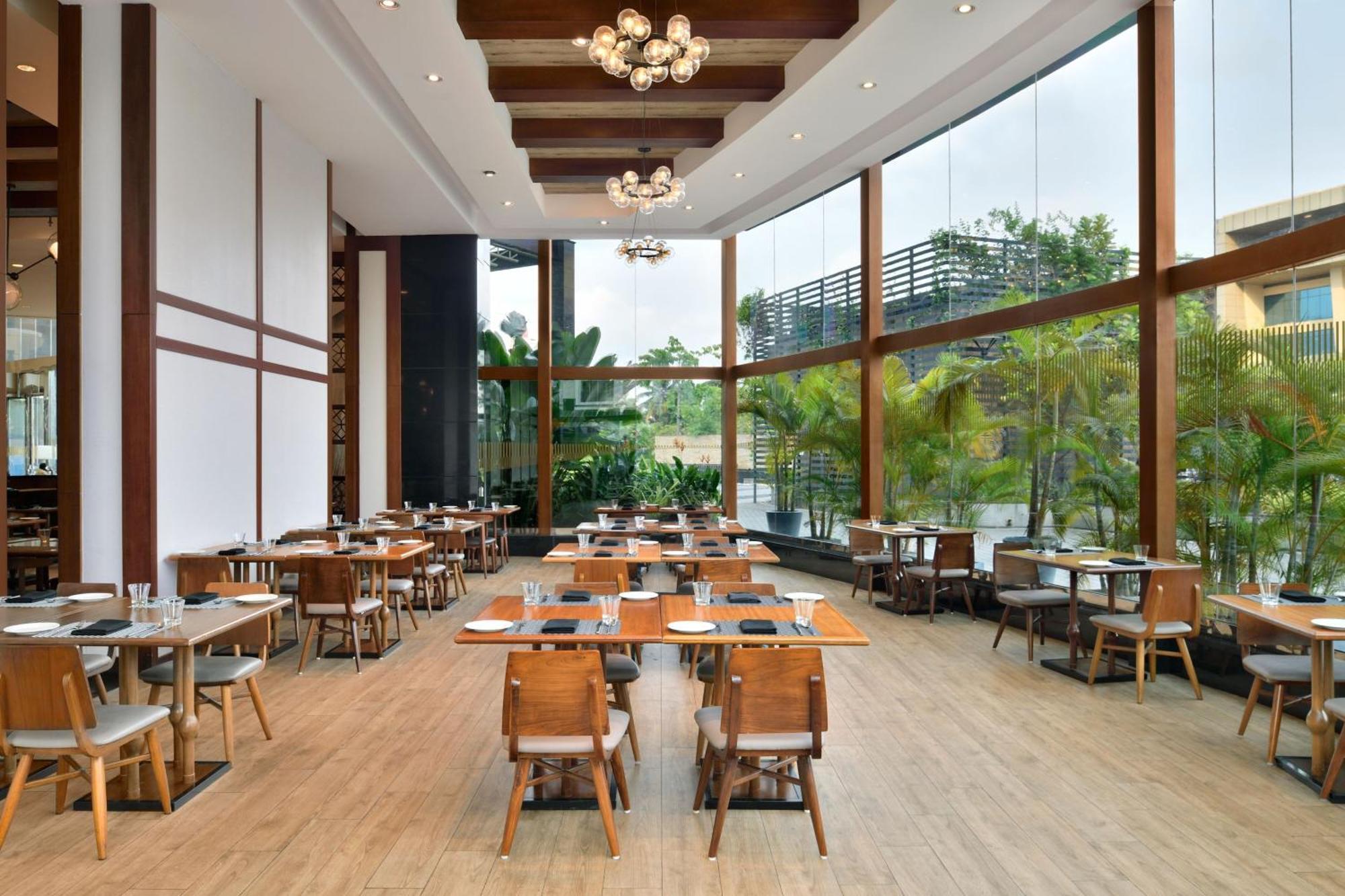科钦万豪酒店 Kochi 外观 照片 The restaurant