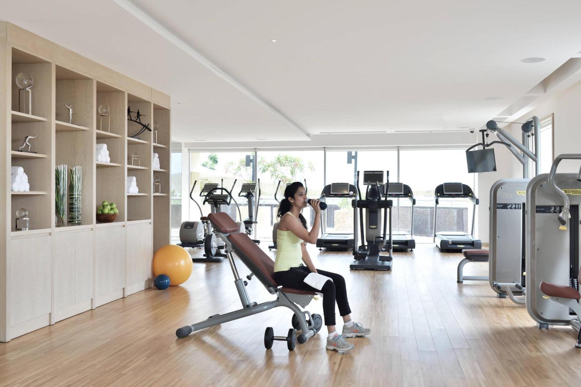 科钦万豪酒店 Kochi 外观 照片 The gym at the hotel