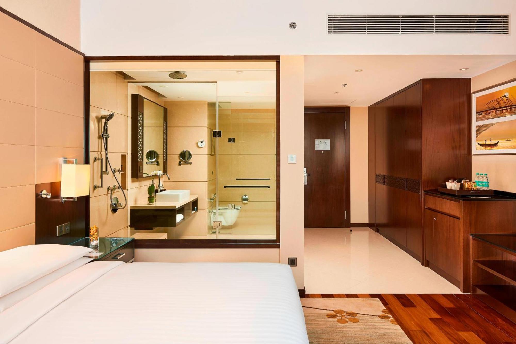 科钦万豪酒店 Kochi 外观 照片 A room at the hotel