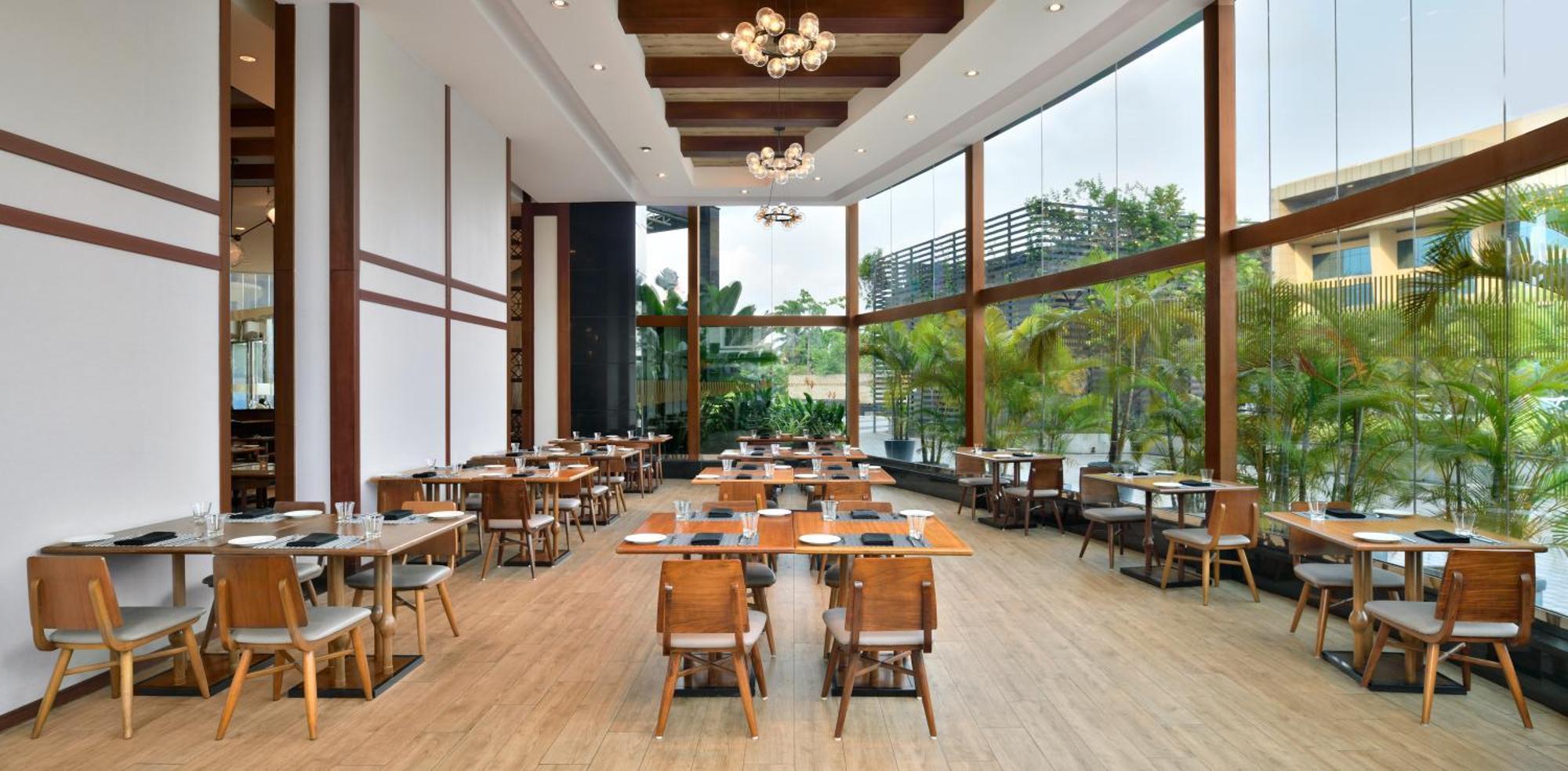 科钦万豪酒店 Kochi 外观 照片 The restaurant